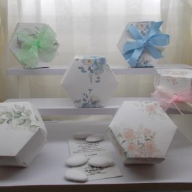 cod.SCT26110 Scatolina esagonale stampa floreale cm.7,5x7