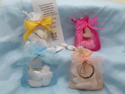 Bomboniera Sacchettino completo di ciondolo cuore